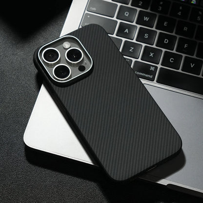 MagSafe Aramid Carbon Fiber Case for iPhone